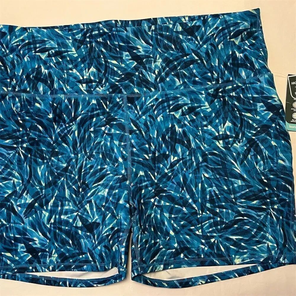 MTA Sport Women's High-Rise Active Shorts 2X Blue Pattern 5" Inseam Fast Dri